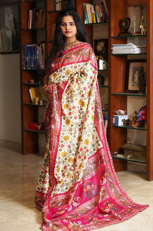 Artistic Dola Silk Saree with Geometric Motifs & Festive Pink Trim